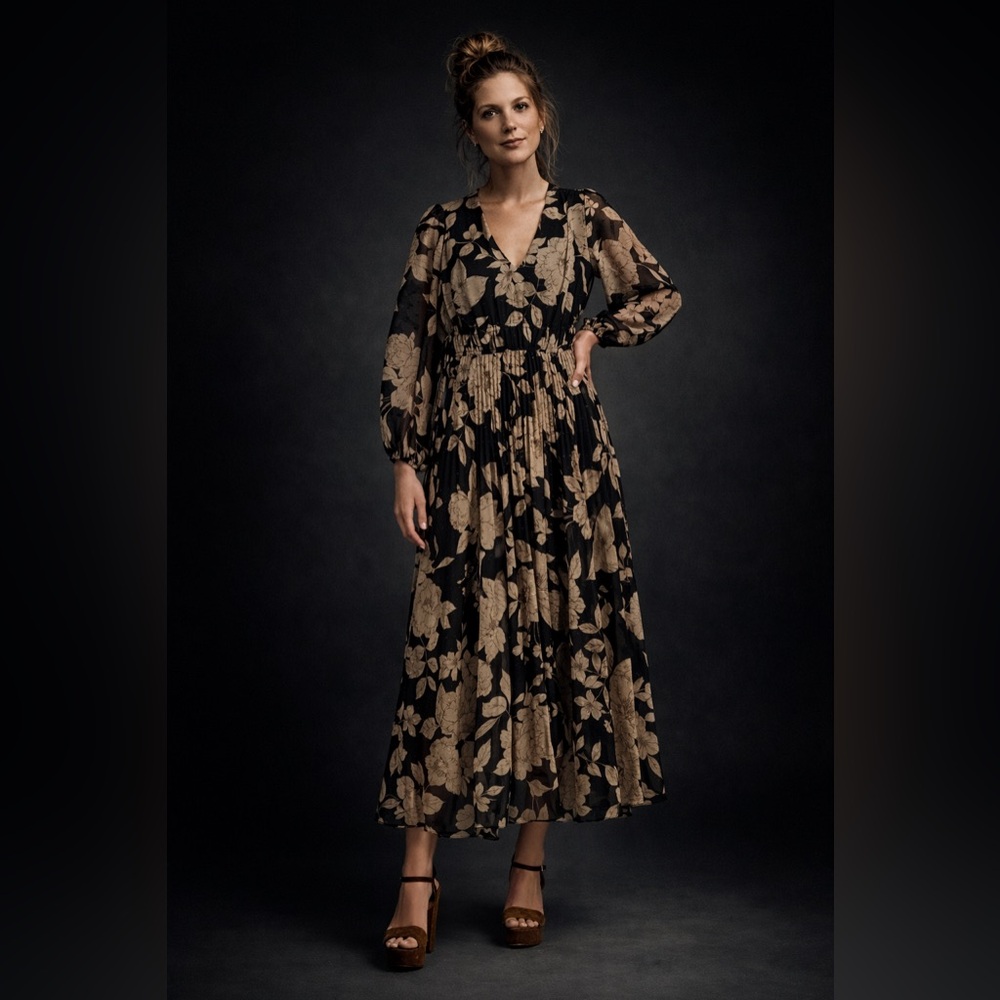 Floral Chiffon Pleated V-Neck Midi Dress Metallic - Picture 2 of 6